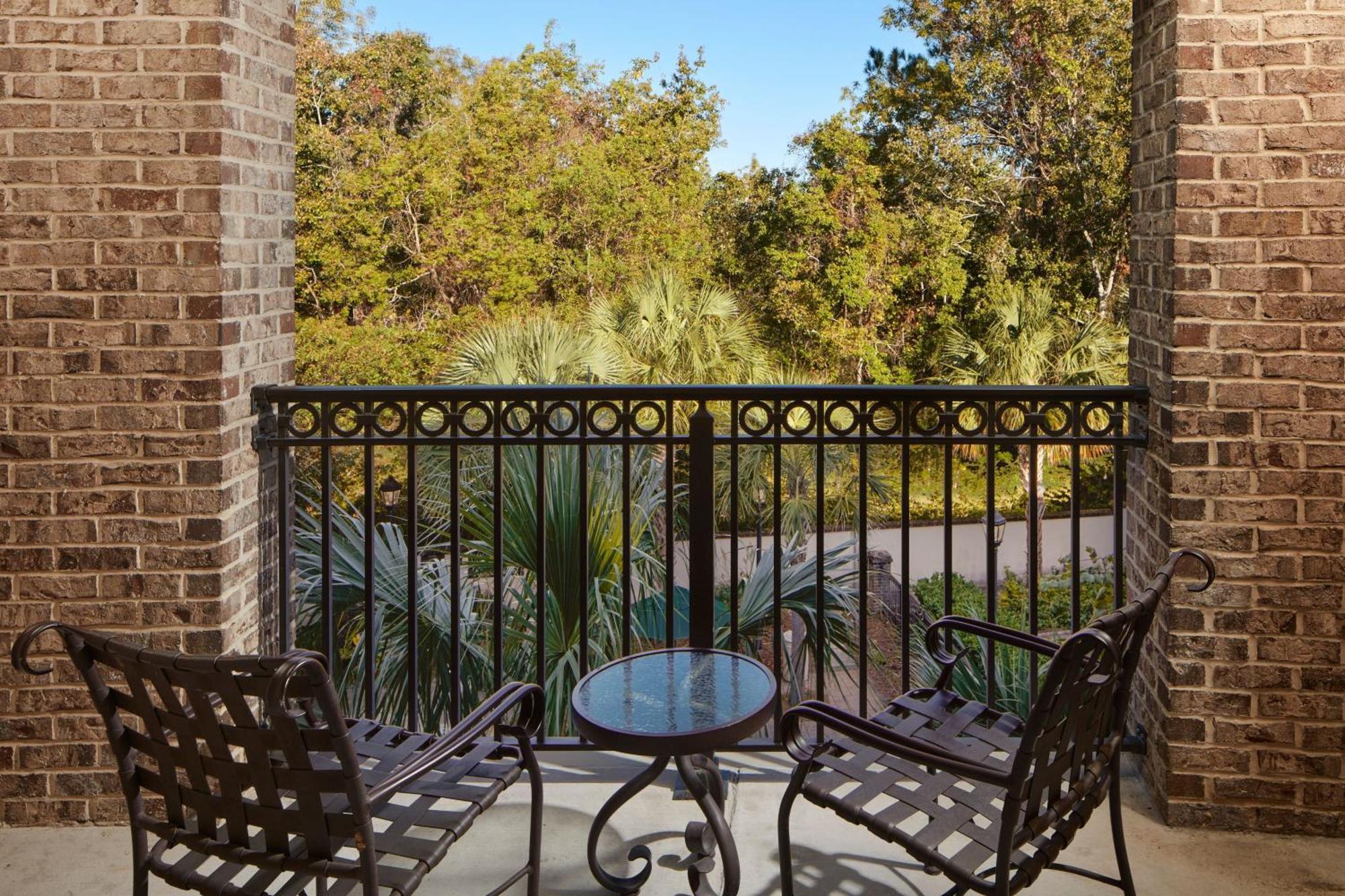 Courtyard Charleston Mount Pleasant