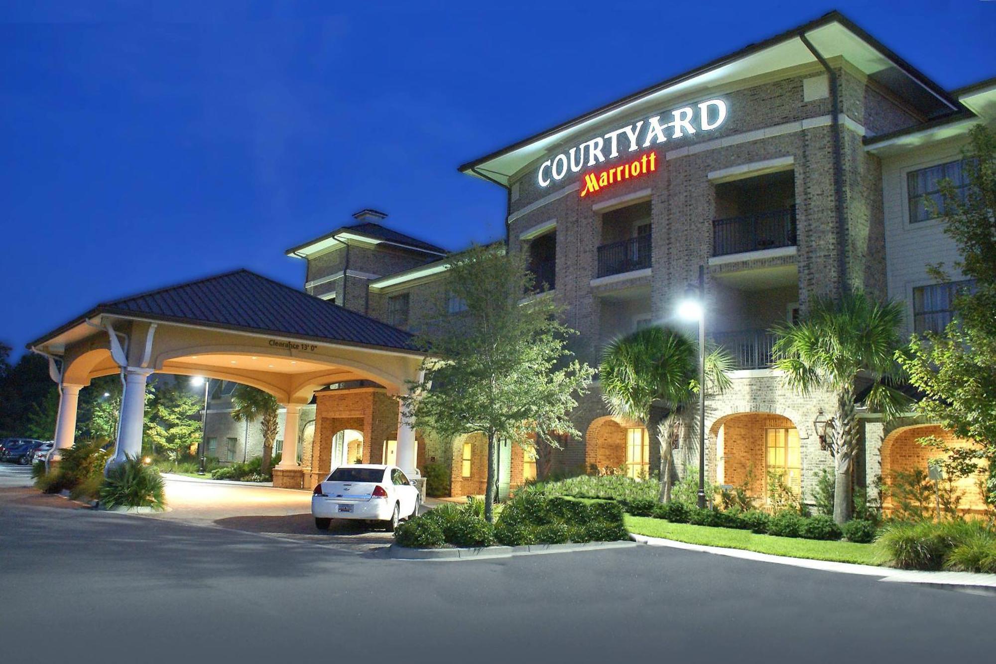 Hotel Courtyard Charleston